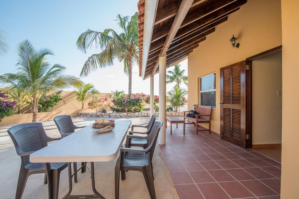 Lagun Blou Dive And Beach Resort Buitenkant foto