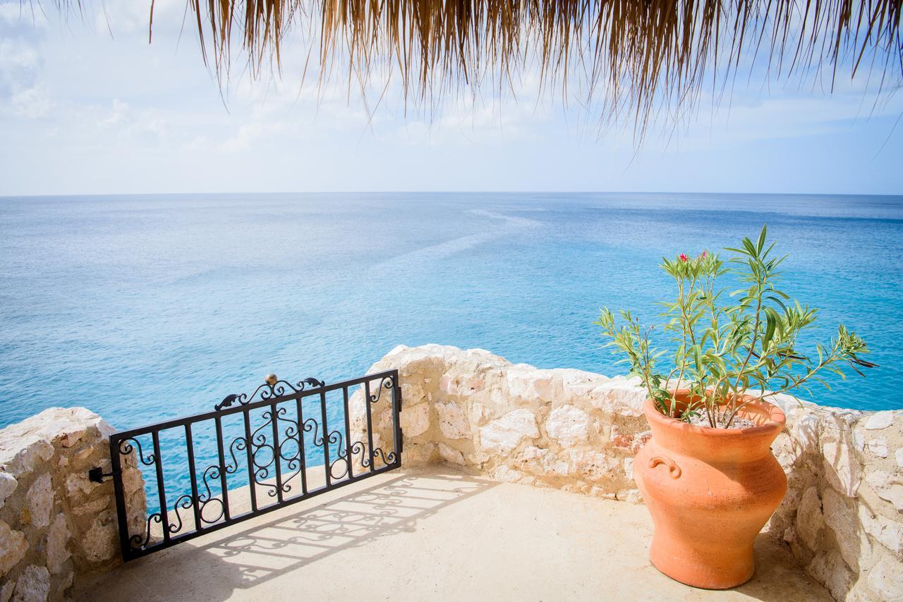 Lagun Blou Dive And Beach Resort Buitenkant foto