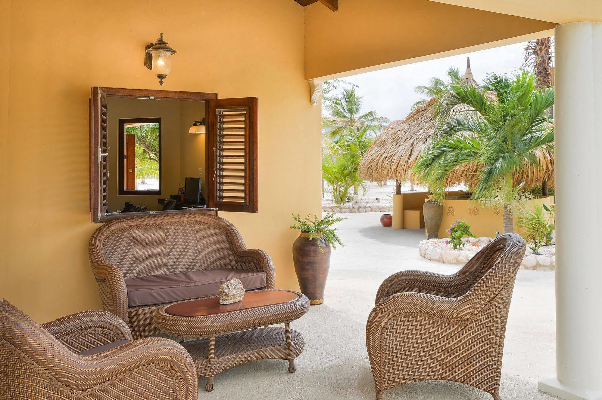 Lagun Blou Dive And Beach Resort Buitenkant foto