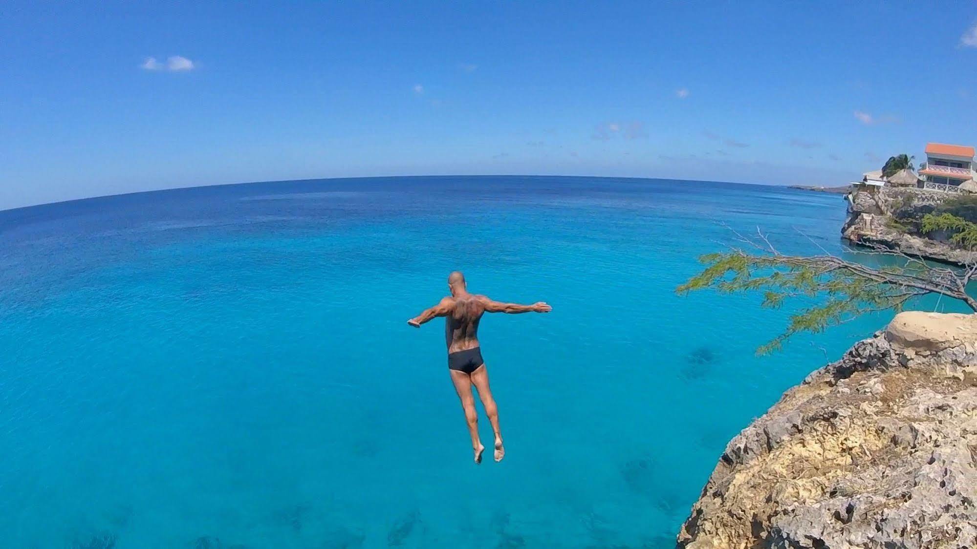 Lagun Blou Dive And Beach Resort Buitenkant foto